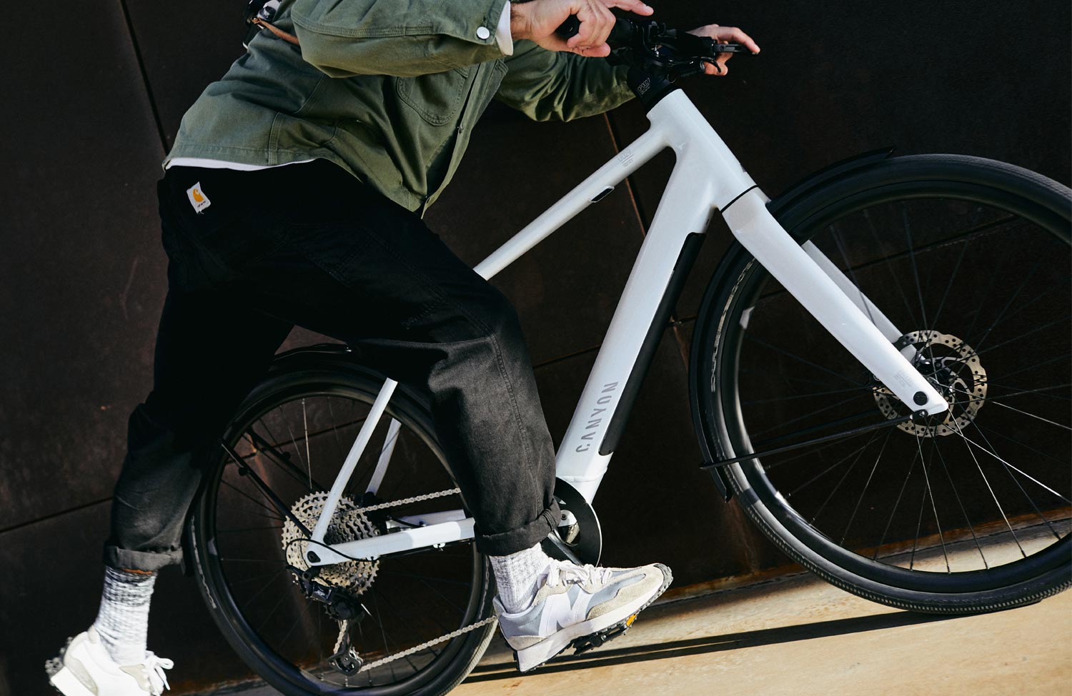 Limited Edition: Canyon's new Urban E-Bikes  Commuter:ON 8 LTD and Roadlite:ON 8 LTD