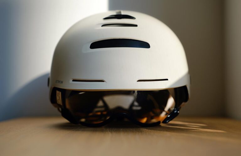 decathlon test review btwin city cbh 900 fahrradhelm helmet front