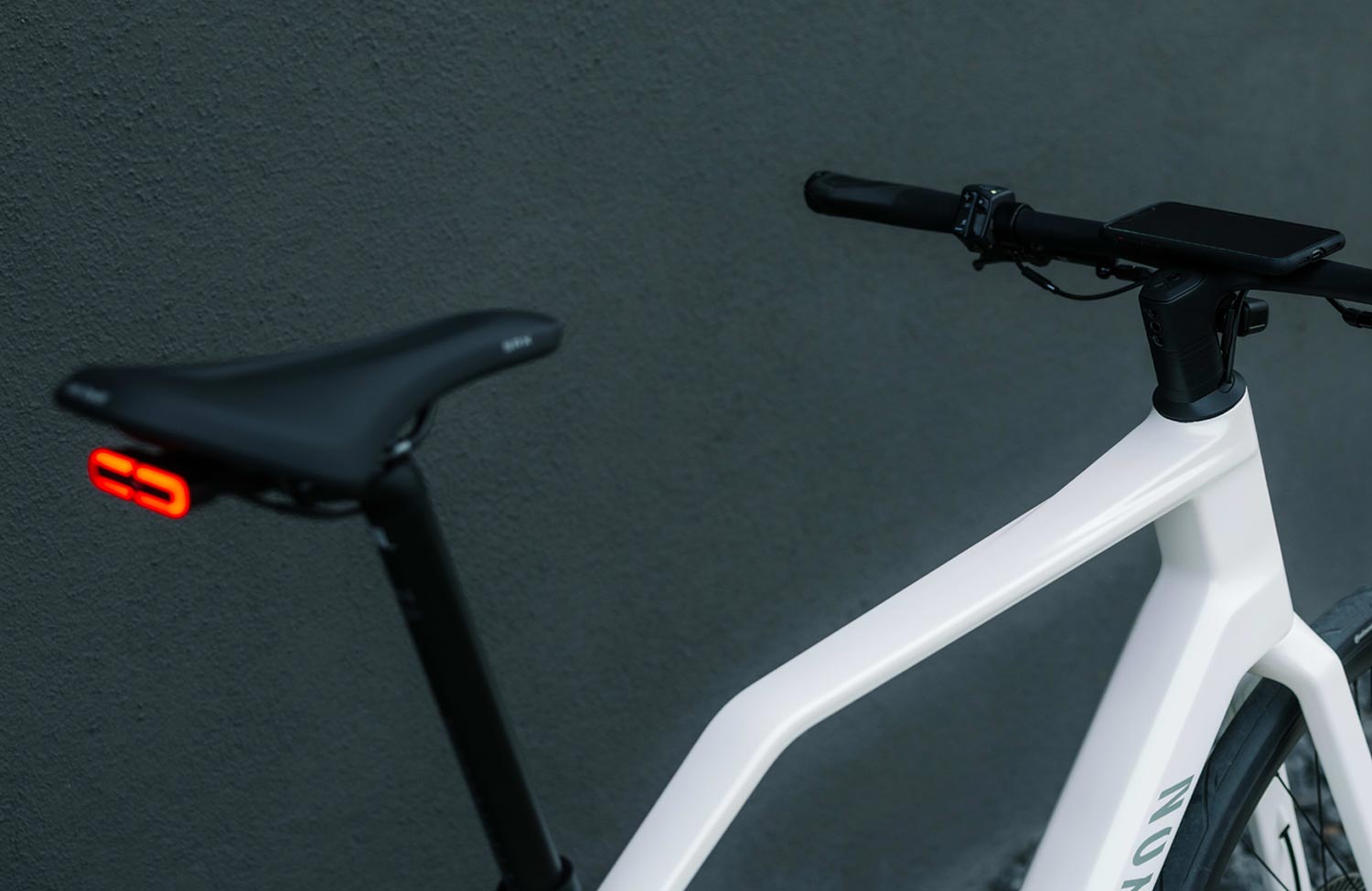 canyon roadlite on cf lightweight urban e bike carbon frame